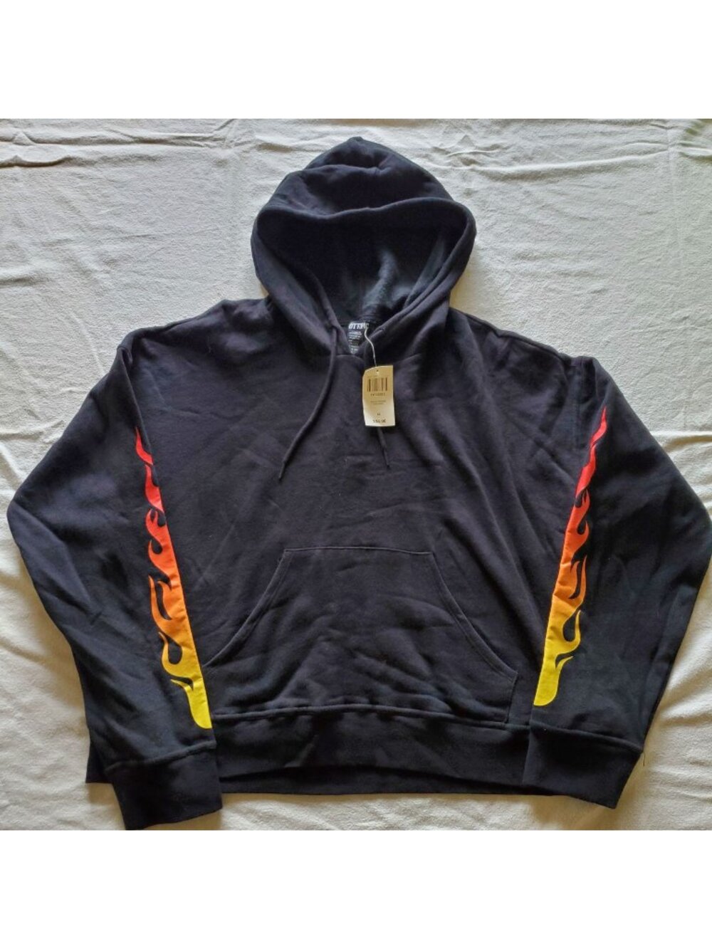 Hot Topic Black Hoodie Flame Sleeve XL Womens Pullover Cropped Shorter Length